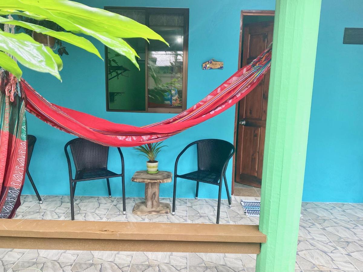 Boutique Rooms River Front At La Junta Dominical Exteriör bild